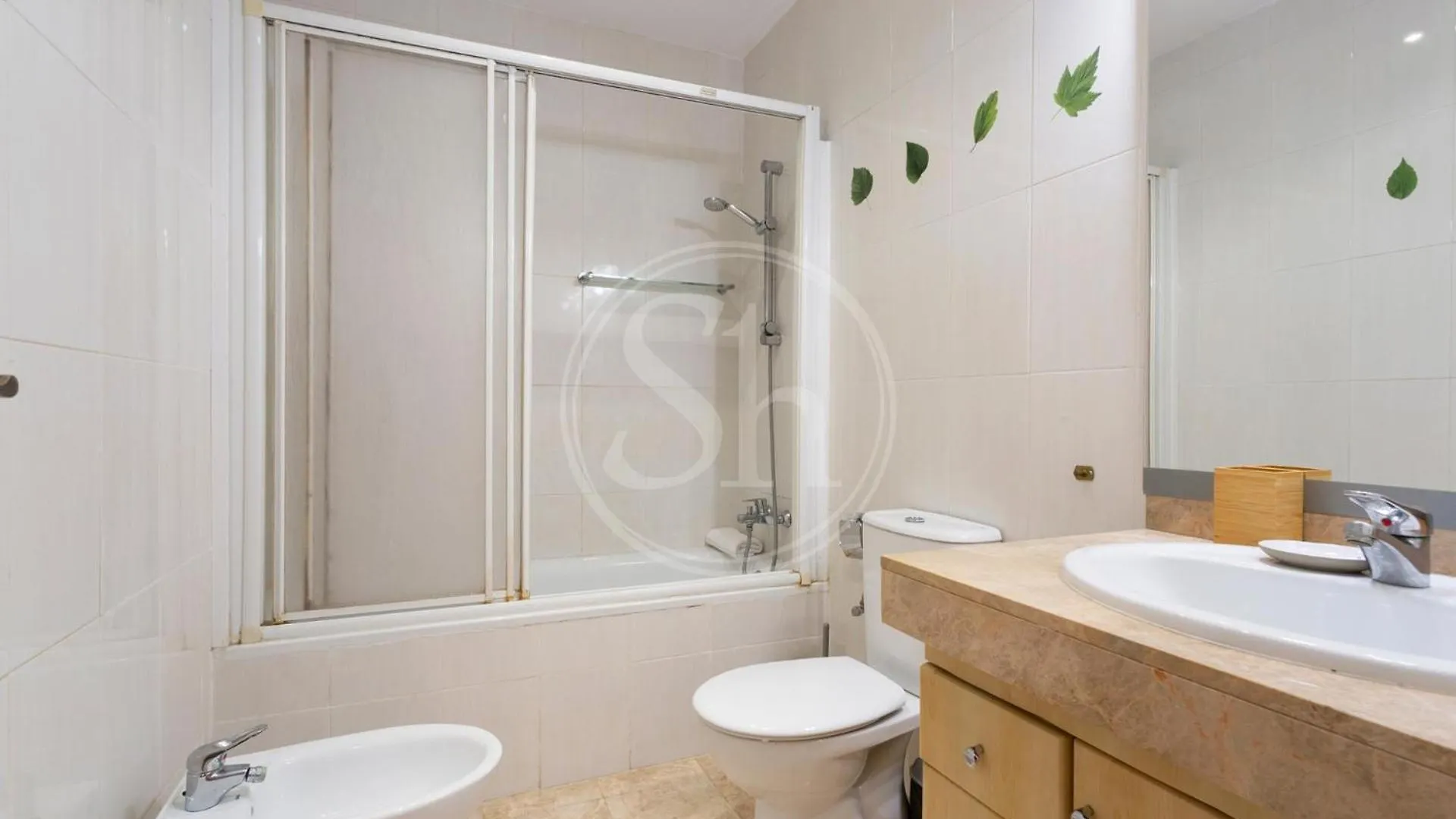 Practico Apartamento Junto A Estacion De Sants Barcelona Apartment